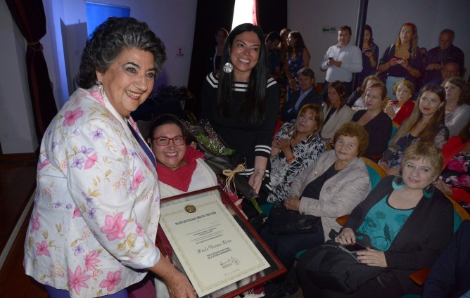 Alcaldesa Virginia Reginato, mujeres destacadas 6